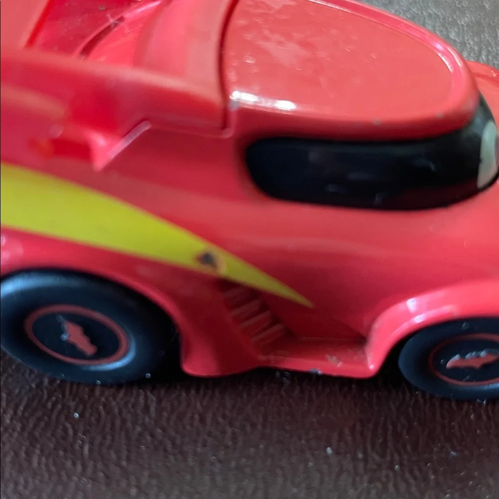 2022 Mattel Bat Wings Robin Redbird Car